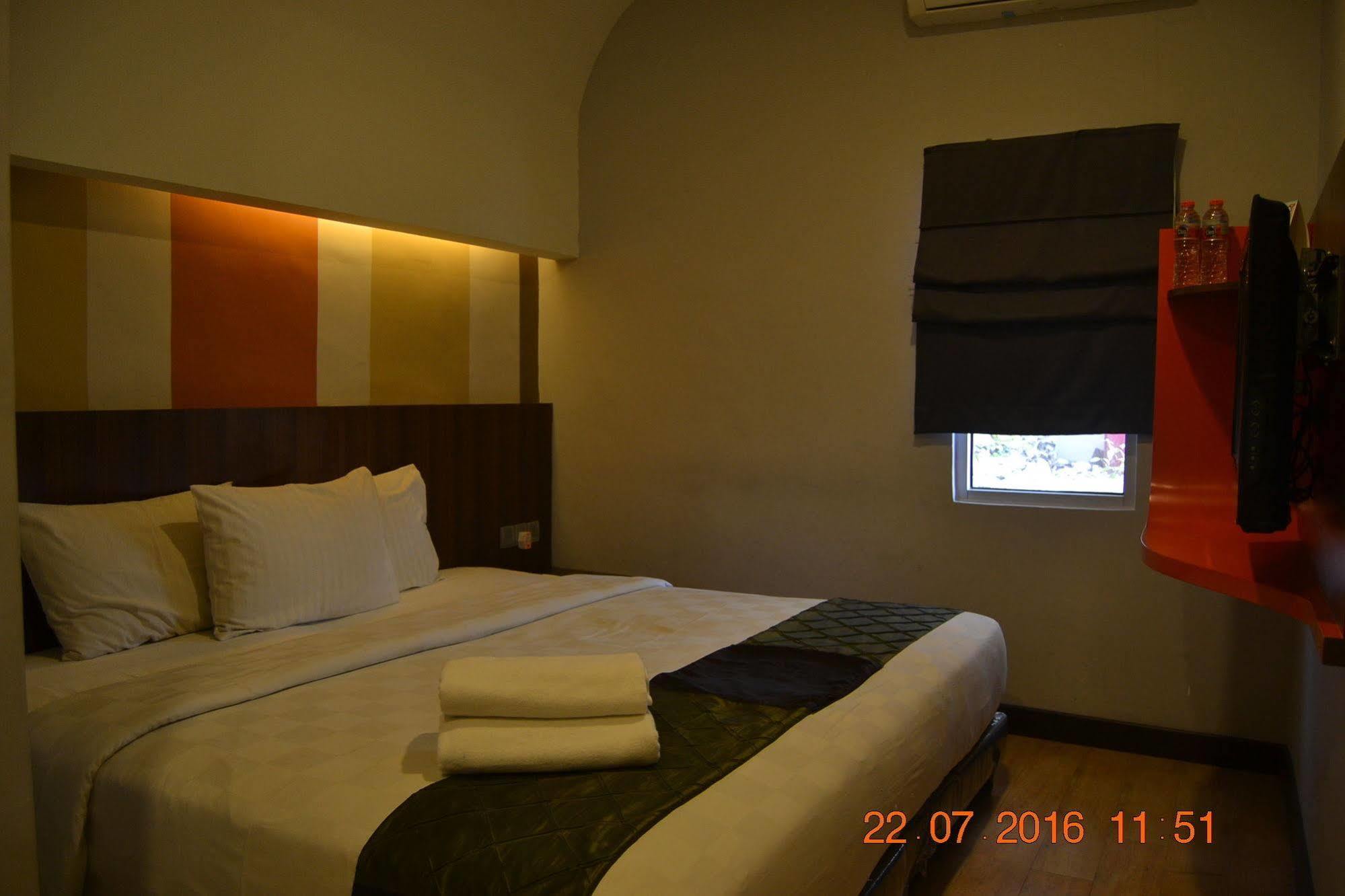 J Hotel Medan Ngoại thất bức ảnh